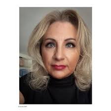 Resistance and collaboration