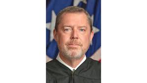 Council names Street acting city judge