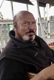 Dennis Mann's Instagram, Twitter & Facebook