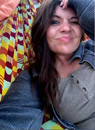 For those that don't know•• I also bartend 3-4 days a week at a country  club ⛳️ A majority of the girls I work with are big time Balsam Embers  fans. Sitting