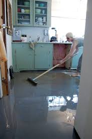 How To Pour Self Levelling Cement Concrete Kitchen Floor Diy Flooring Diy Kitchen Flooring