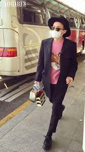 G Dragon From Paris To Seoul 150128 Photos Video Bigbangupdates G Dragon Fashion G Dragon Korean Fashion