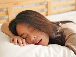 When it comes to changing your tampon, the food and drug administration (fda) says it's best to change them after four to eight hours. Yes You Can Sleep With A Tampon In