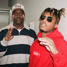The lucid dreams singer was in a relationship with ally lotti regularly posted intimate snaps on instagram with boyfriend juice wrld. The Young Rapper Died At Age 21 On Sunday People Confirmed Lil Yachty Juice Rapper Celebs