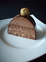 Buche A La Mousse Au Chocolat Recette Buche De Noel Recette Buche Et Gateaux Et Desserts