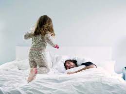 Érase una vez una niña que dormía con sus padres | Noticias de actualidad |  EL PAÍS