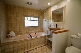 1410 Kowalski Ave Photo 25 Of 32 Indoor Outdoor Living Living Room Flooring Tile Bathroom