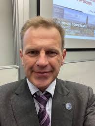 Angela Lyle's Instagram, Twitter & Facebook