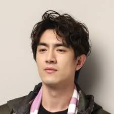 林更新 — The Movie Database (TMDB)