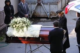 Zpěvák po boji s leukemií v noci na středu zemřel. J 1vuuovigmj4m