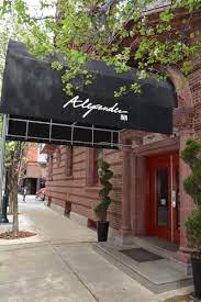 The property is close to the pennsylvania convention center, the avenue of the arts, and most downtown. Alexander Inn Philadelphia Aktualisierte Preise Fur 2021