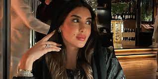 Born yasmine amanda bleeth on 14th june. Yasmine Sabri Has Been Spotted Dining At One Of Our Favourite Dubai Hotspots Emirates Woman