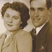 Ashley Satchell's Instagram, Twitter & Facebook