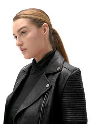 Campera Río Mayo Negra