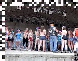 Or time to take a picture ? Wet T Shirt Contest Amateur Video