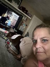 Cindy Moffitt's Instagram, Twitter & Facebook