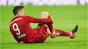 Neben kingsley coman hat sich auch torjäger robert lewandowski verletzt. Lewandowski Reus Co Diese Verletzten Spieler Profitieren Von Spatem Bundesliga Ende Transfermarkt