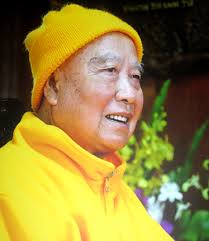 Nam Mô Bổn Sư Thích Ca Mâu Ni Phật: Kinh Pháp Hoa và Ý Nghĩa Hoa Sen