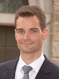 Historiker Peter Vogl arbeitete an der Erstellung des Jubiläumsbuches der  Stadt Eferding "800 Jahre in 80 Persönlichkeiten" mit. Ab wann und wo ihr  das Buch kaufen könnt, findet ihr hier: 👇 www.tips.at/n/566684