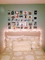 Teenage Girl Bedroom Remodel Info Check Out The Newest Trends Into Consideration When You Design Your Home You Ne Cute Room Decor Room Decor Dorm Room Decor