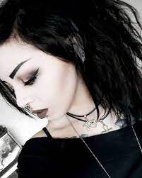 18 Phenomenal Ladies Hairstyles Eyebrows Ideas Goth Hair Goth Beauty Gothic Makeup