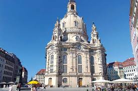 / in diesem jahr entstand auch der erste gebetsraum, allerdings in einem privaten haus. Frauenkirche Dresden Eintrittskarten Konzerte Fuhrungen Dresden Tourist De