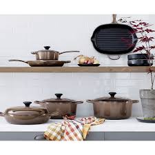 Free Shipping Shop Le Creuset Signature 7 25 Qt Round Cream French Oven With Lid Creuset Crate And Barrel Le Creuset