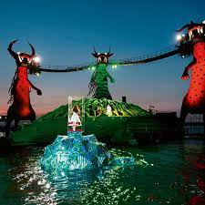 It features the world's largest floating stage which is situated on lake constance. Die Seebuhne Der Bregenzer Festspiele
