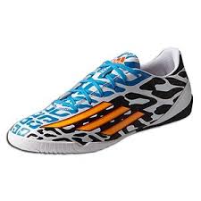 Adidas Black And White Soccer Cleats Indoor Soccer Shoes Adidas F10 In Messi Battle Pack Indoor Soccer Shoes White Black Soccer Cleats 1 Soccer Shoes Indoor Indoor Soccer Cleats Soccer Shoes