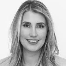 Lolette May's Instagram, Twitter & Facebook