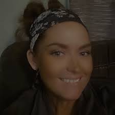 Where to find help for a duck with bow legs?