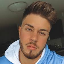 Miquel Moyano (@moyanitto10)