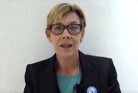 Stéphanie Lerner, artiste engagée contre la pollution des océans