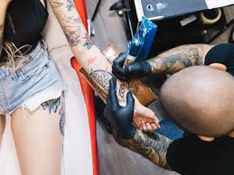 It also lends itself well to a variety of different designs, both big and small. Some Considerations For Tattooing Over Scars According To A Tattoo Artist
