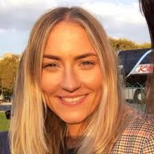 Kami White's Instagram, Twitter & Facebook