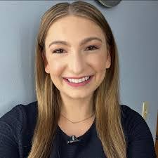 Allison Caley's Instagram, Twitter & Facebook