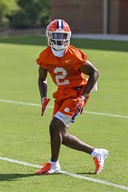 Outlaws head coach fred davis also asserts his authority as he confronts bickering coaches on his staff. Fred Davis Ii Clemson Cornerback