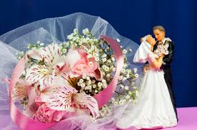 Si en el sueño la persona se ve en su bautizo indica la. Arreglo Con Flores Y Recuerdos Para Boda Bautizo Y Primera Comunion Fotos Retratos Imagenes Y Fotografia De Archivo Libres De Derecho Image 70868258