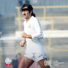The former england forward frank worthington has died at the age of 72. Happy 72nd Birthday To Wanderers Legend Frank Worthington Bwfc Https T Football Addict