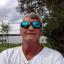 Outdoor enthusiast seeks partner in Hartford area