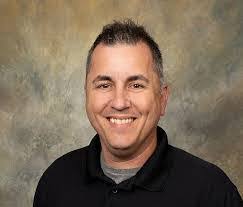 Earl Pavao's Instagram, Twitter & Facebook