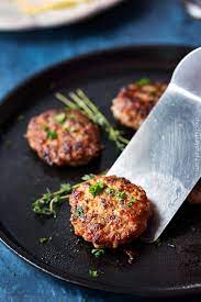 Homemade Maple Breakfast Sausage These Breakfast Sausage Patties Are Made With A Combo Breakfast Sausage Recipes Homemade Breakfast Sausage Homemade Sausage