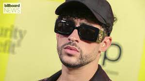Yonaguni es el segundo sencillo que bad bunny lanza durante el año 2021. 4 R2z Ikzsczqm