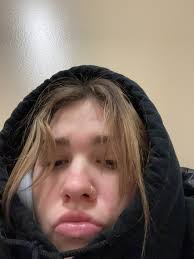 laura (@laura.topper) • Instagram photos and videos