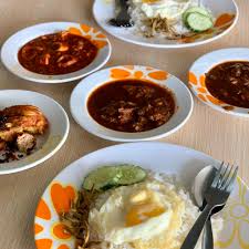 Semasa kak bell bertanya pakcik 'google' tempat makan paling best di kota bharu, kak bell terjumpa satu artikel tentang tempat makan wajib singgah di kelantan. 24 Tempat Makan Menarik Di Kelantan Sesuai Untuk Food Hunting Blog Travel Hellocuti
