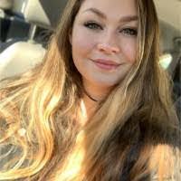 Hailey Watt's Instagram, Twitter & Facebook