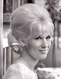 A lovely summery photo of Dusty taken...