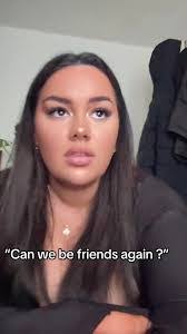 Lauren Atwater's Instagram, Twitter & Facebook