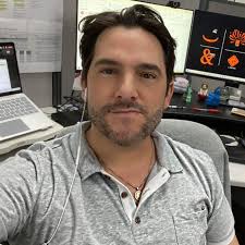 Hi guys Worth it ? Bowie is mine.