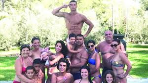 Mãe ,avó ,mulher e orgulhosa dos meus acima de tudo ! Sportmob Top Facts About Katia Aveiro Cristiano Ronaldo S Sister